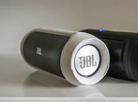 Обзор и отзывы о портативной колонке JBL Charge2